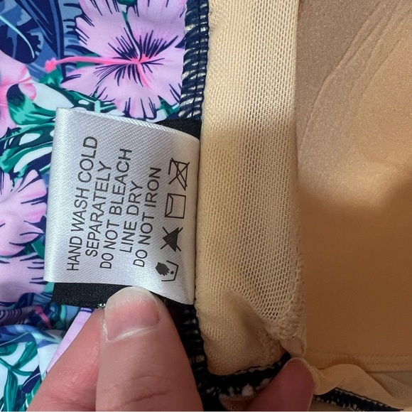 SHORE SHAPES One Piece Floral Swim Suit Size 8 - Picture 6 of 6